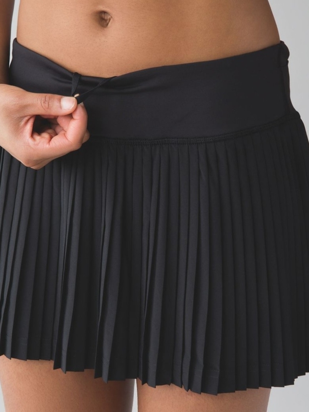 Lululemon 10 Pleat To Street Black Lined Mini Skirt Golf Pilates Outdoor Sporty